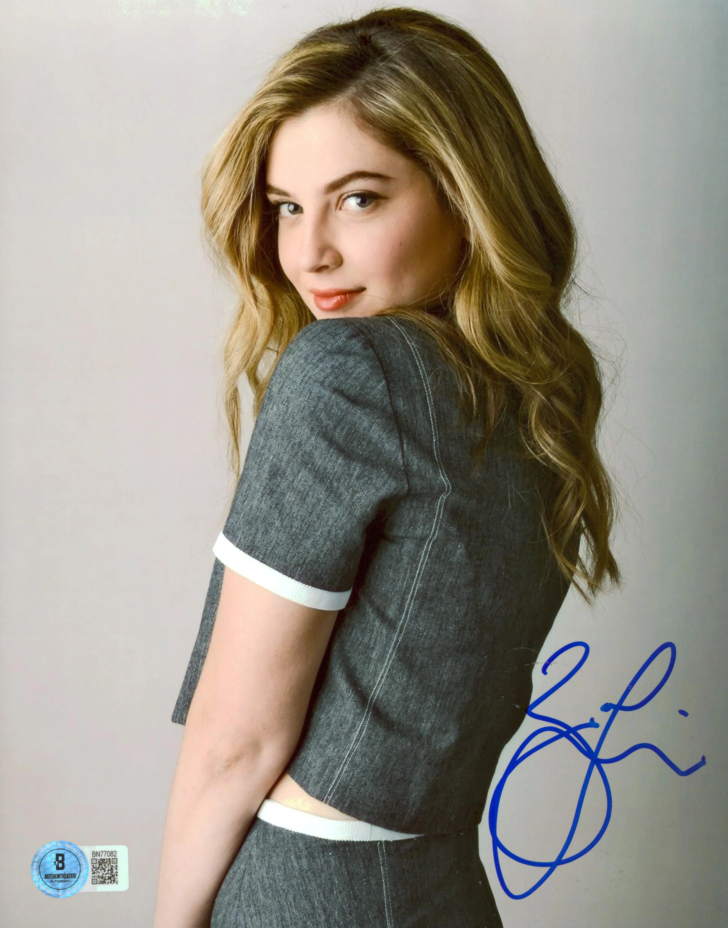 Zoe Levin Palo Alto Authentic Signed 8x10 Photo Autographed BAS #BN77082 - Image 2